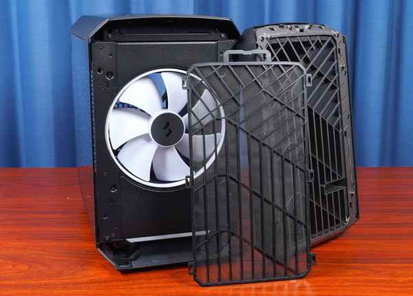 Fractal Design Torrent Nano review_04318_DxO