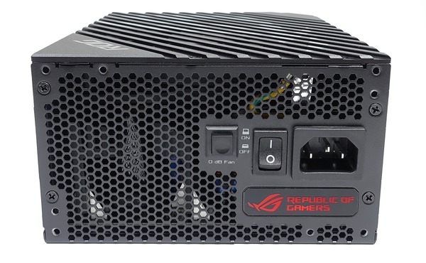 ASUS ROG-THOR-1200P review_05573_DxO