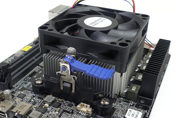 ASRock DeskMini A300 review_06286_DxO