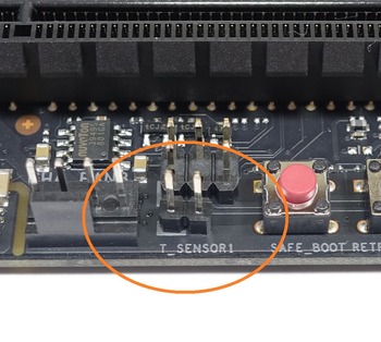 ASUS ROG CROSSHAIR VII HERO (Wi-Fi) review_05775