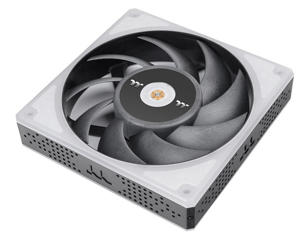 Thermaltake TOUGHFAN 12 RGB (4)