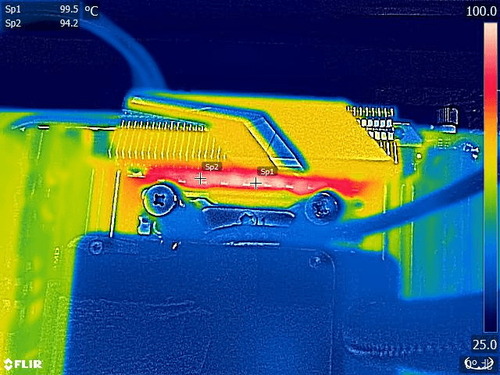 GIGABYTE X399 AORUS XTREME_FLIR_2990WX_def (2)