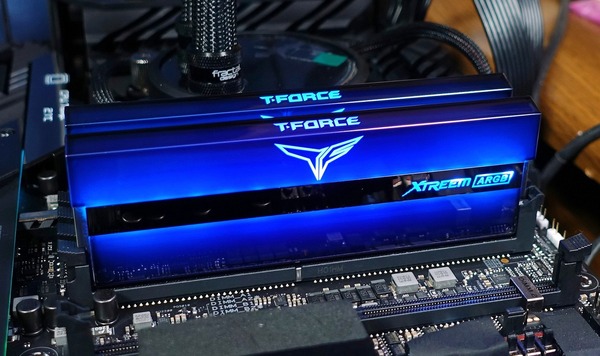 Team T-FORCE Xtreem ARGB DDR4