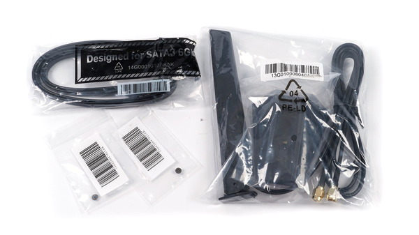 ASRock Z690 Phantom Gaming-ITX/TB4 review_03286_DxO