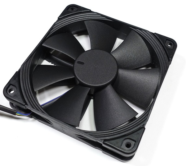 ASUS ROG RYUJIN 360 review_04287_DxO