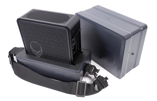 Intel NUC 9 Extreme Kit NUC9i9QNX review_02257_DxO