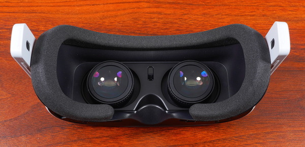 arpara 5K Tethered VR Headset review_04553_DxO