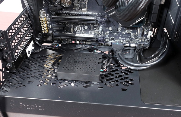 NZXT RGB & Fan Controller review_09992_DxO